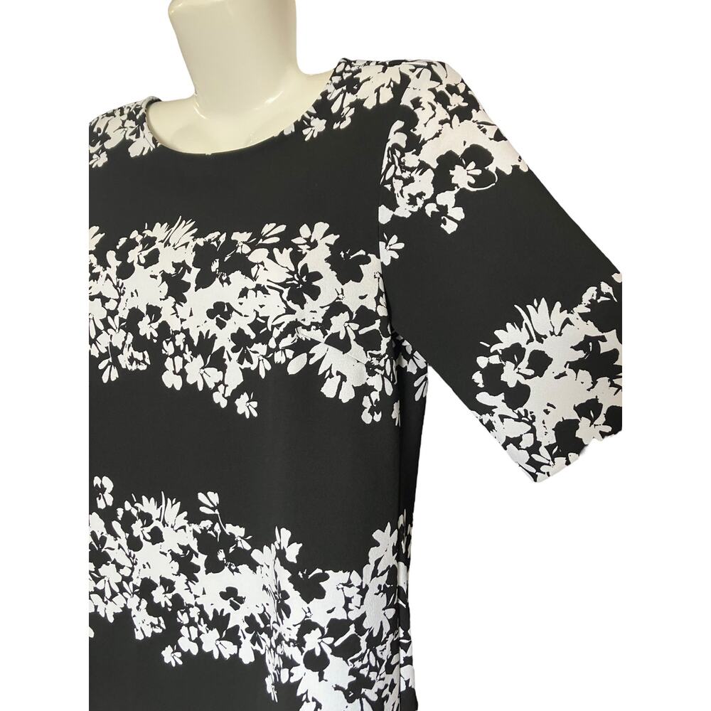 Banana Republic Women's Black w/ White Floral Day Shift Dress | Size 4 - Picture 6 of 11